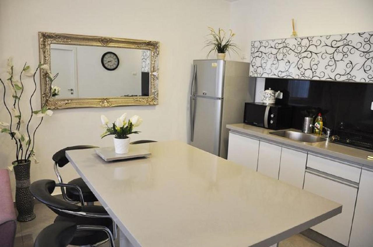 Gk Apartment Harmony Bat Yam Dış mekan fotoğraf