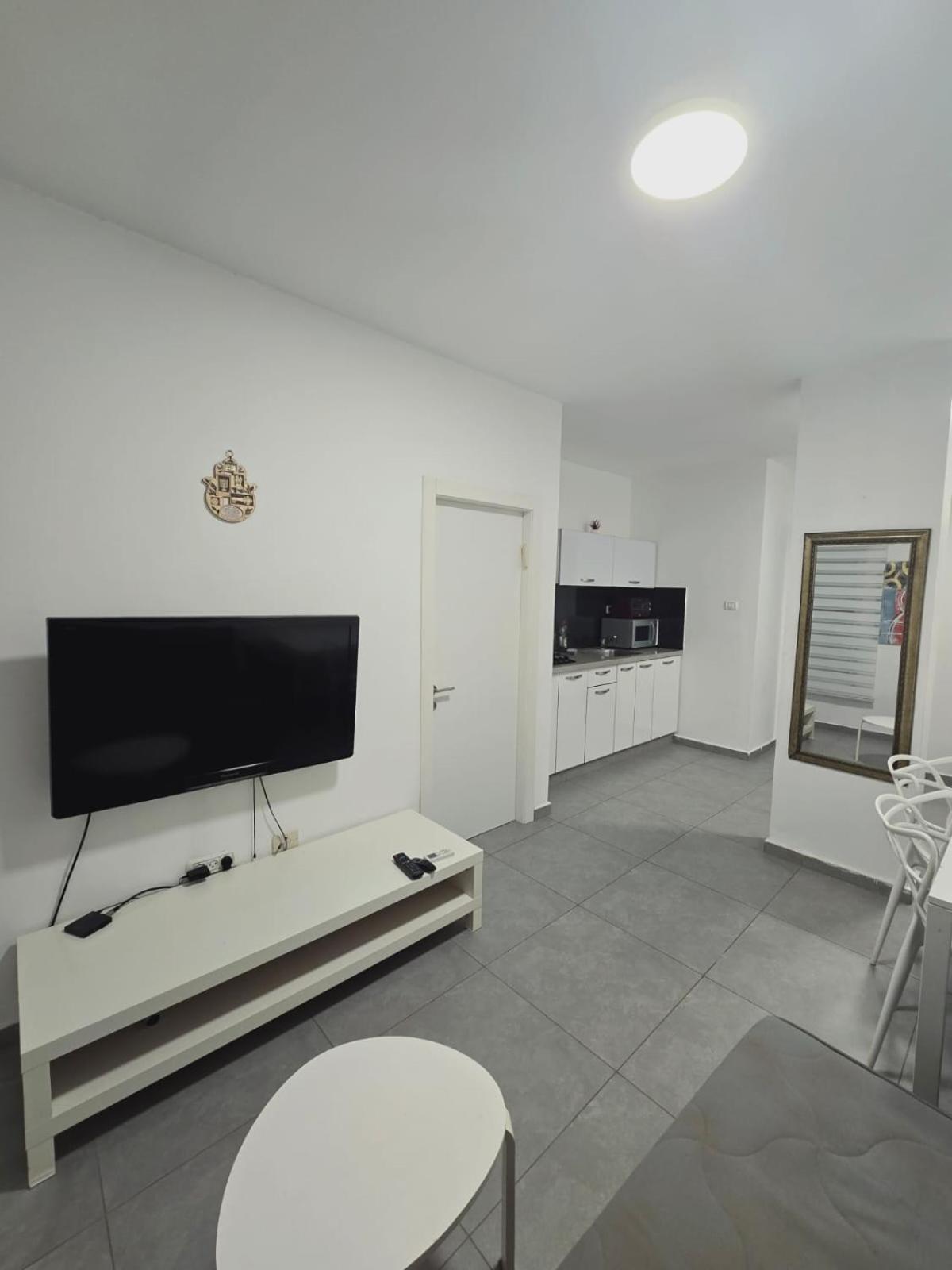 Gk Apartment Harmony Bat Yam Dış mekan fotoğraf